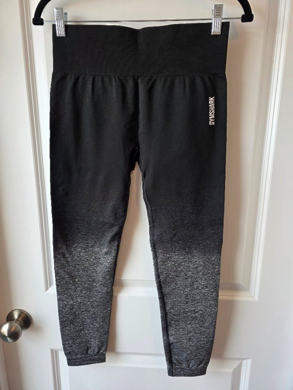Large Gymshark Women's Black/Grey Adapt Ombre Seamless Leggings